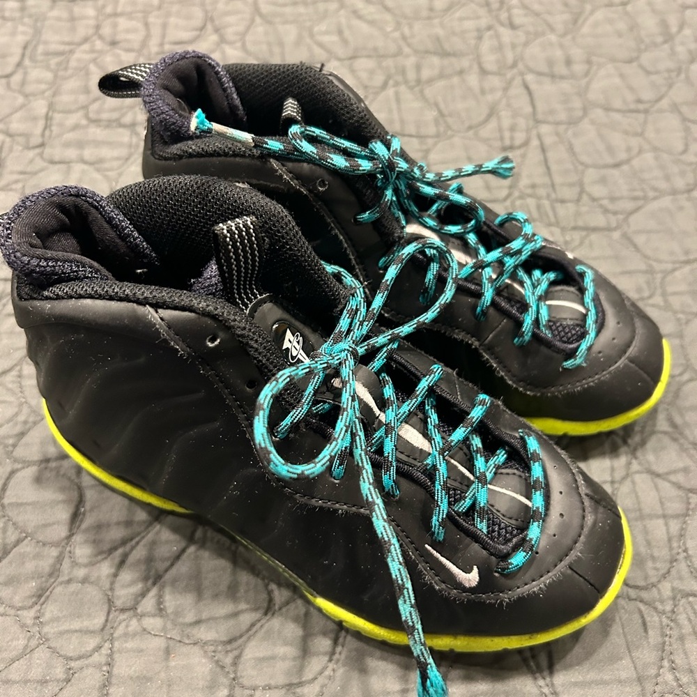 Kids Nike Posite One - Youth Size 1